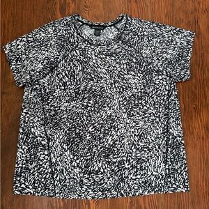 Athleta Ultimate Train Printed T-shirt in “Windstorm”